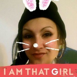 Meet your Posher, Kylee